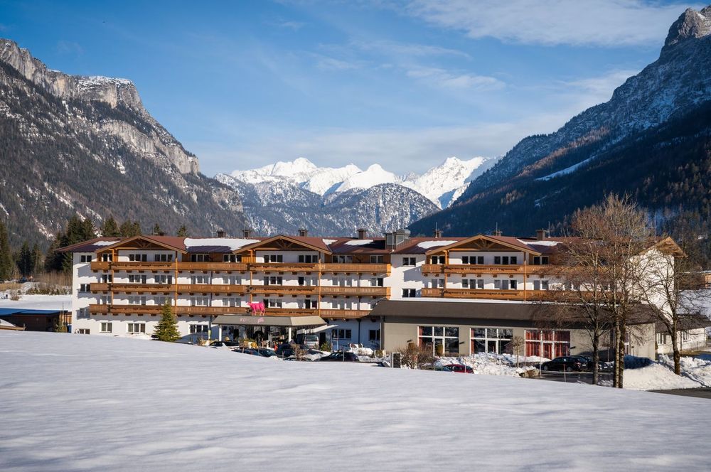 Silvesterurlaub im Schnee 2026/27 im elaya hotel steinplatte in Waidring