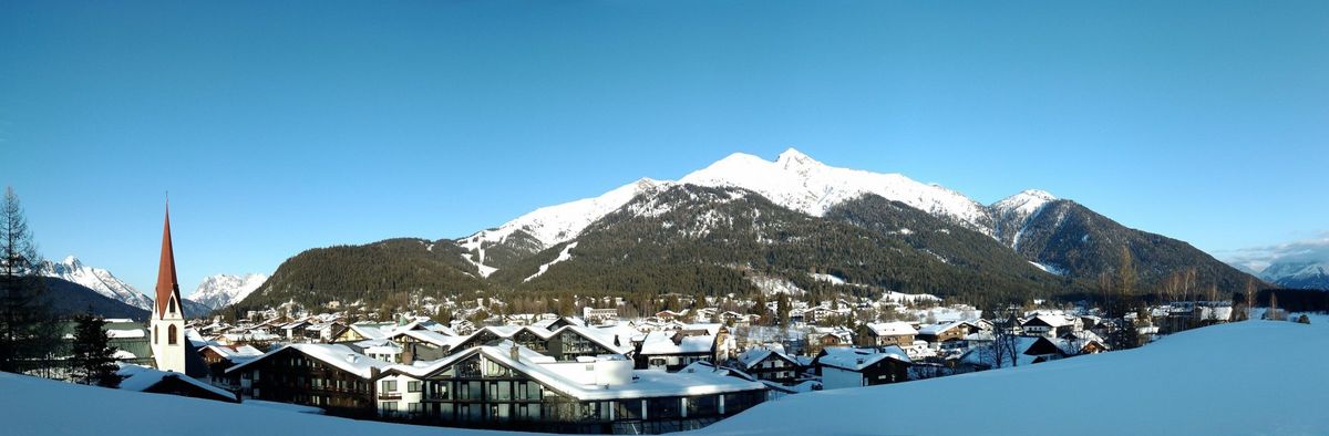 Winterpanorama von Seefeld mit der Hohen Munde im Hintergrund